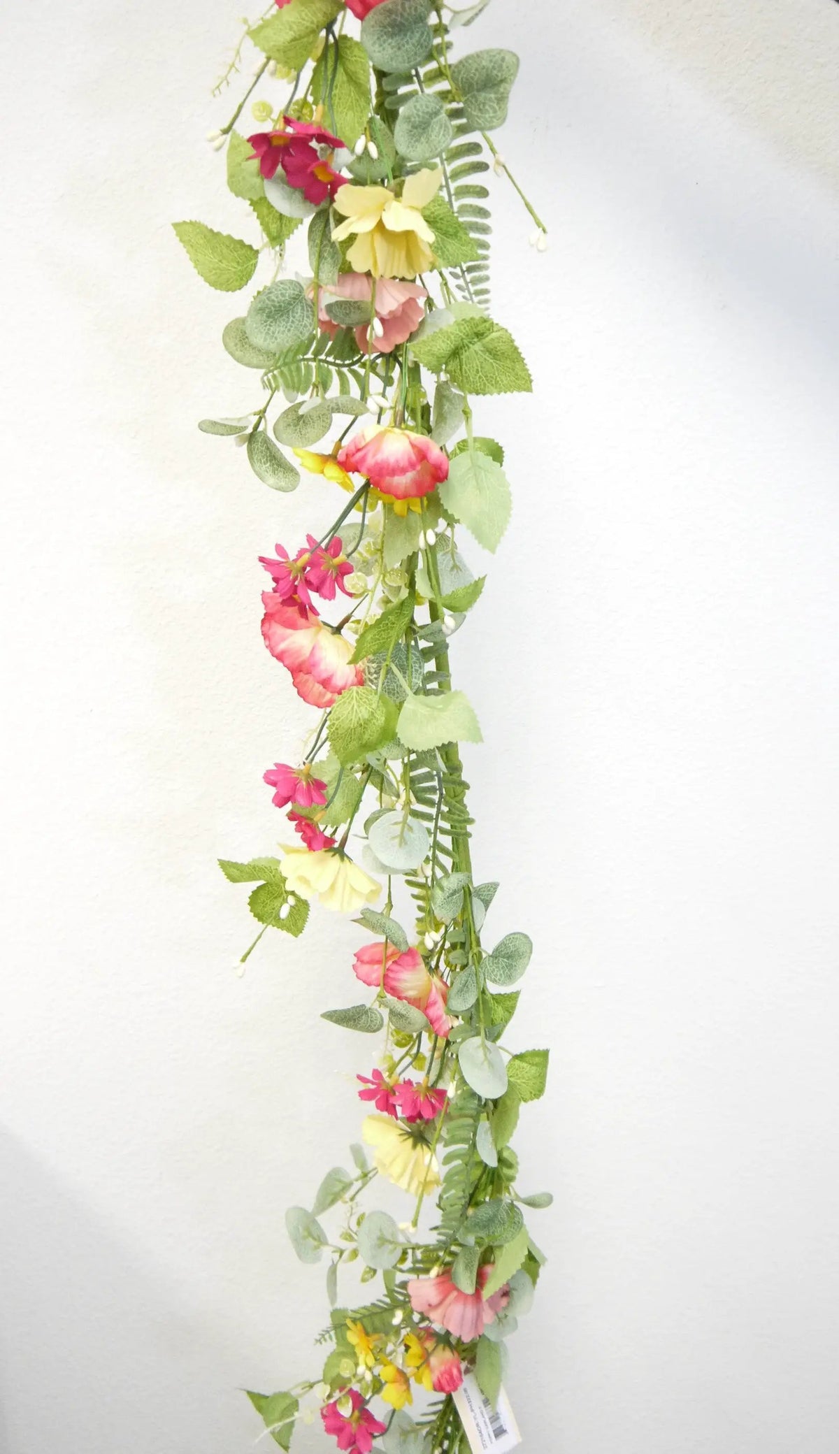 Christmas Orange, Coral & Peach Wreaths, Garlands & Swags