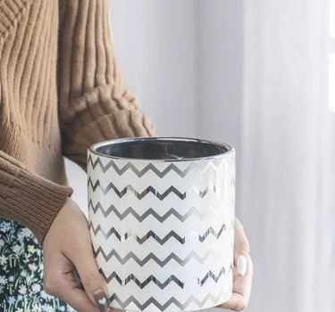 A&B Silver and White Zigzag Planter 5.5" x 5.5" - Planters Merchandise