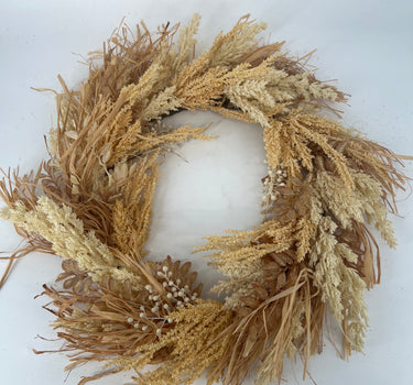 Grass Berry Leaves Wreath 24”