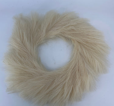 Plume Wreath Cream 22"