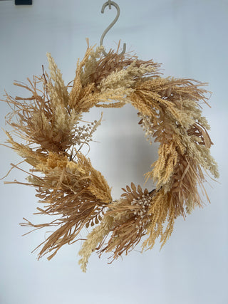 Grass Berry Leaves Wreath 24”