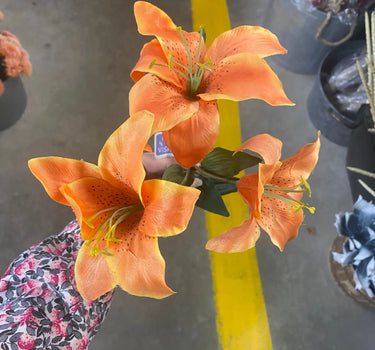 Allstate Day Lily Spray Orange 30" - Silk