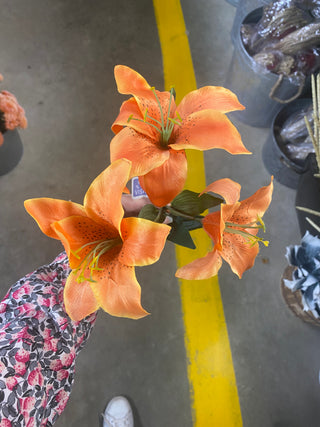 Day Lily Spray Orange 30"