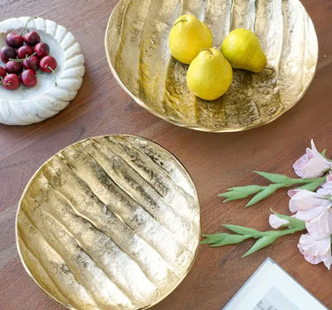 Round Gold Aluminum Tray (2 Sizes)