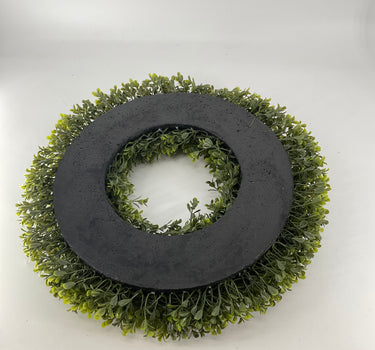 Boxwood Wreath 20"