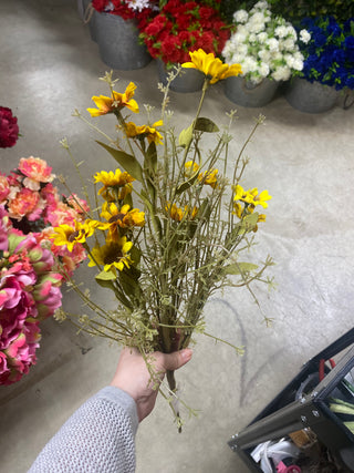 Yellow Daisy Bouquet