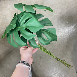 Monstera Leaf Bun Dark Green 20.5"