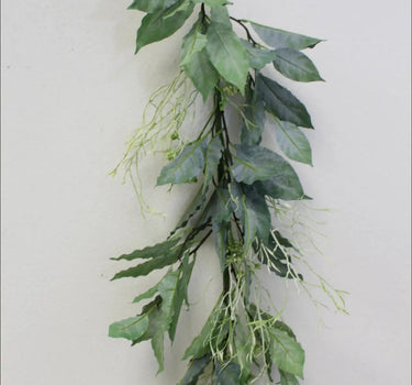 Supreme Viewing Leaf Berry Garland Green 6' - Garlands Silk